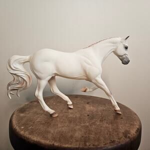 Vintage Breyer 495 Gem Twist Champion Show Jumper 1993-94